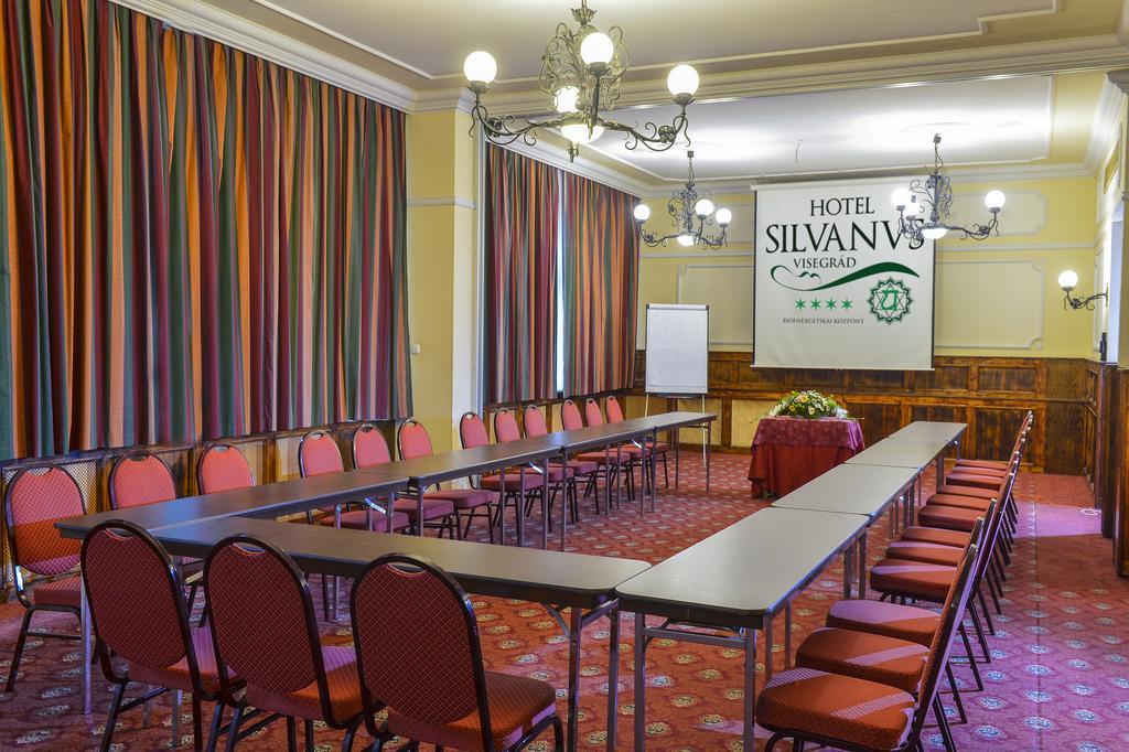 וישגרד Silvanus Hotel מראה חיצוני תמונה